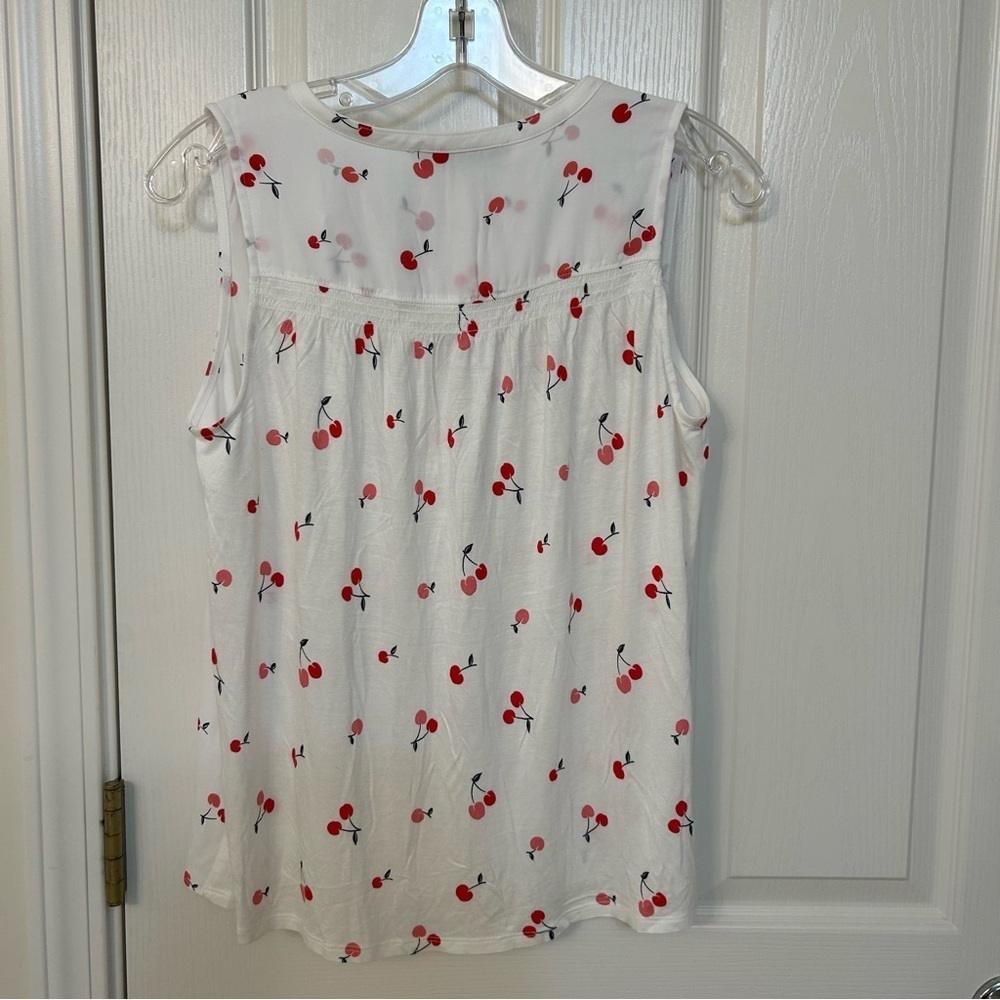 Loft Cherry Print Sleeveless Blouse in White Size XS - Picture 4 of 4